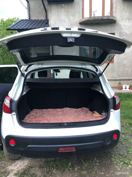 Nissan Qashqai 2010 - 12