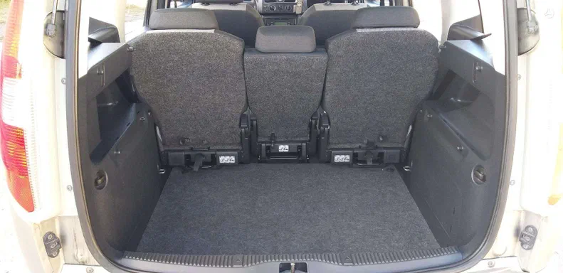 Skoda Roomster 2011 - 10