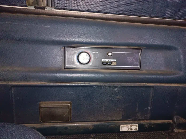 Nissan Vanette 1988 - 8