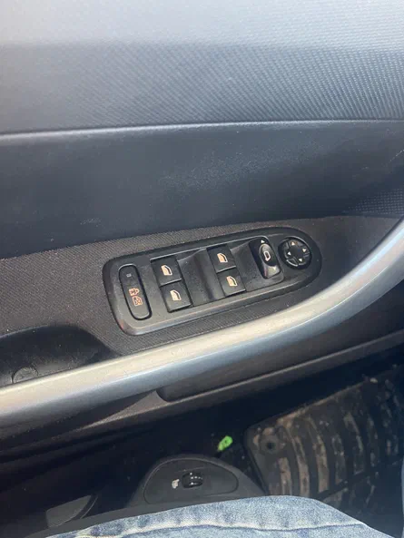 Peugeot 308 2010 - 8