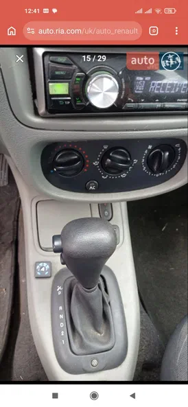 Renault Clio 2004 - 8