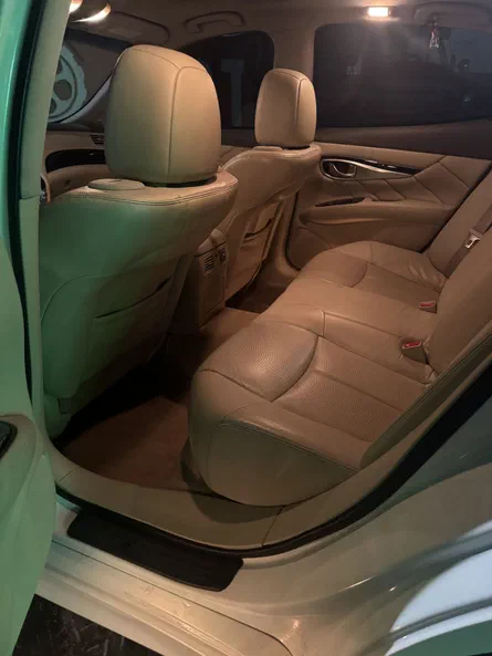 Infiniti M 2012 - 9
