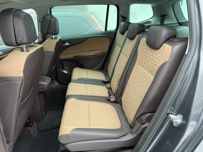 Opel Zafira 2011 - 15