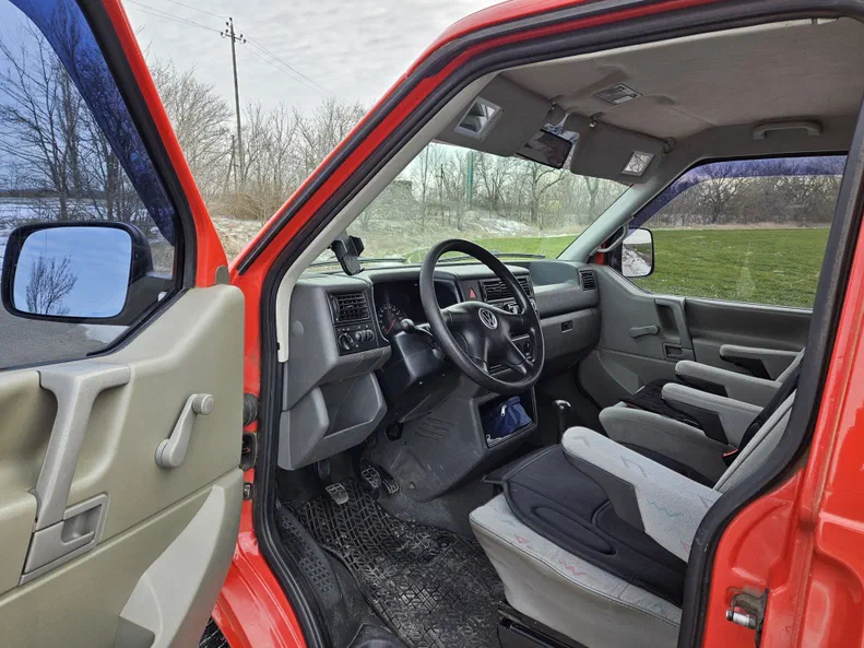 Volkswagen Transporter 2002 - 4