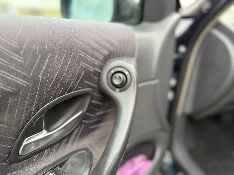 Renault Laguna 2003 - 10