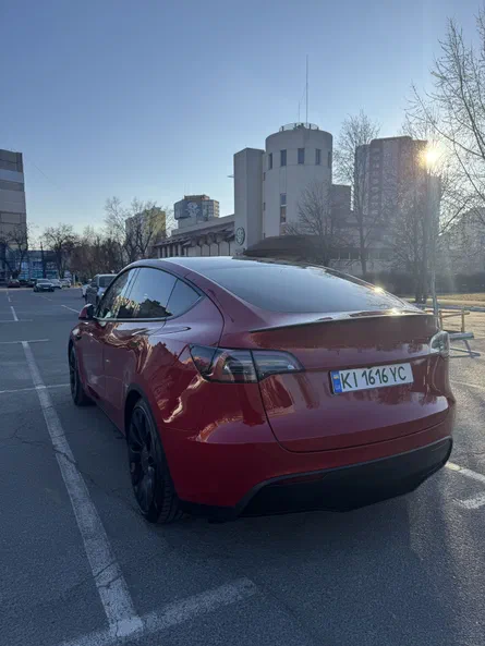 Tesla Model Y 2022 - 9