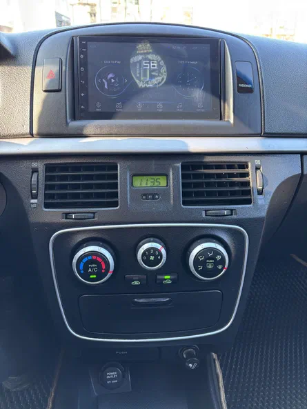 Hyundai Sonata 2006 - 11