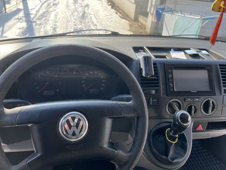 Volkswagen Transporter 2006 - 8