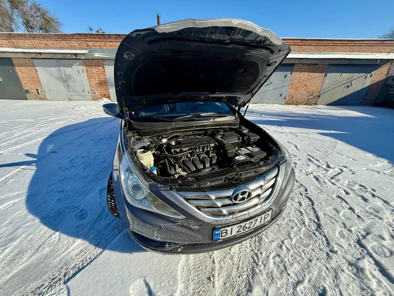 Hyundai Sonata 2010 - 30