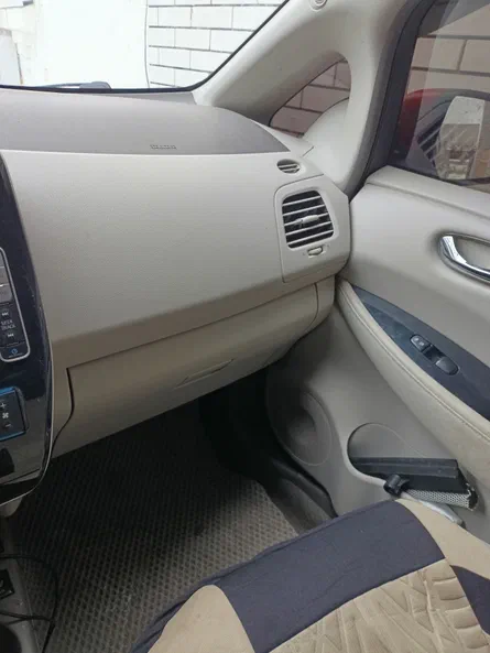 Nissan Leaf 2012 - 9