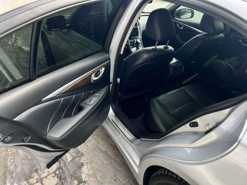 Infiniti Q50 2015 - 13