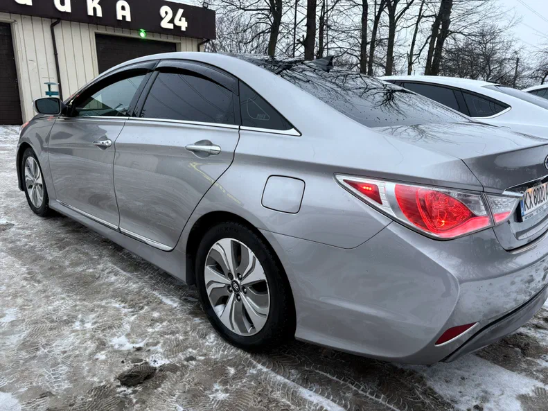 Hyundai Sonata 2013