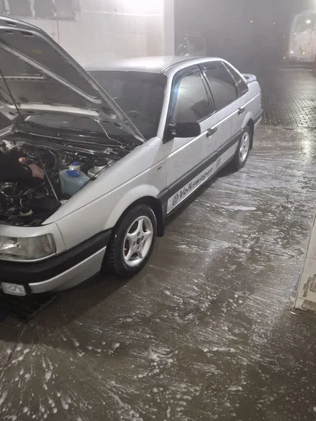 Volkswagen Passat 1990 - 12