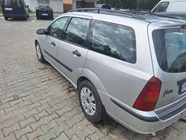 Ford Focus 2003 - 9