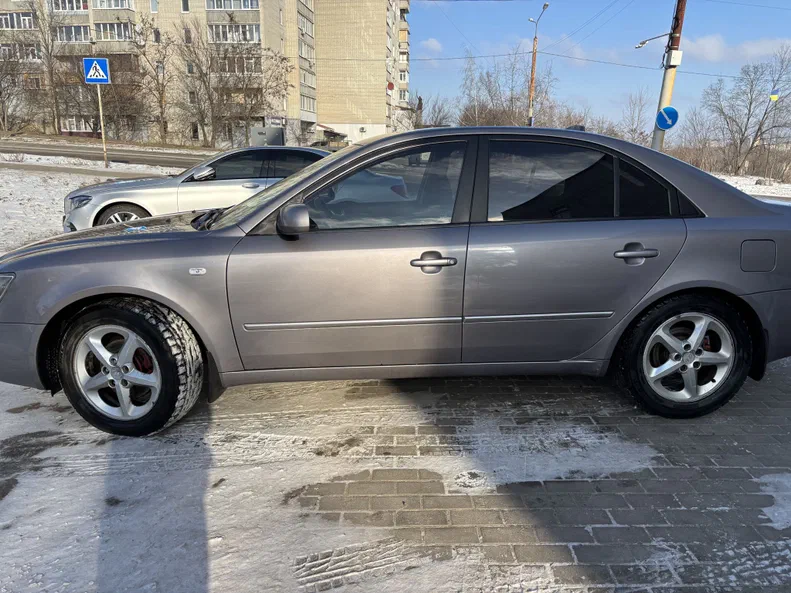 Hyundai Sonata 2006 - 10