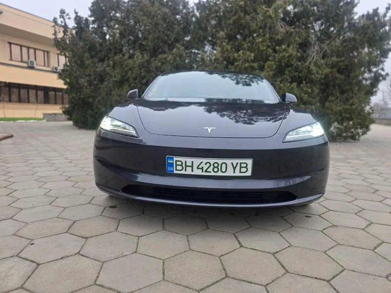 Tesla Model 3 2024 - 26