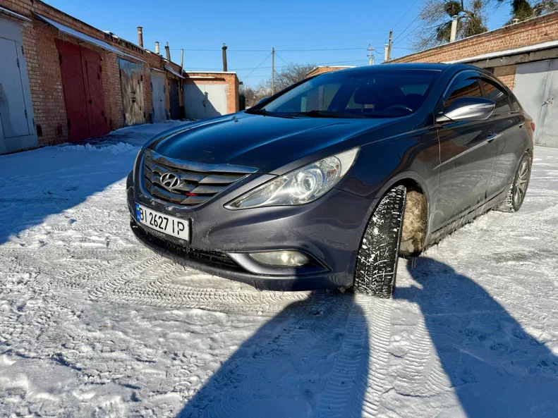 Hyundai Sonata 2010 - 5