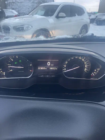 Peugeot 208 2014 - 6