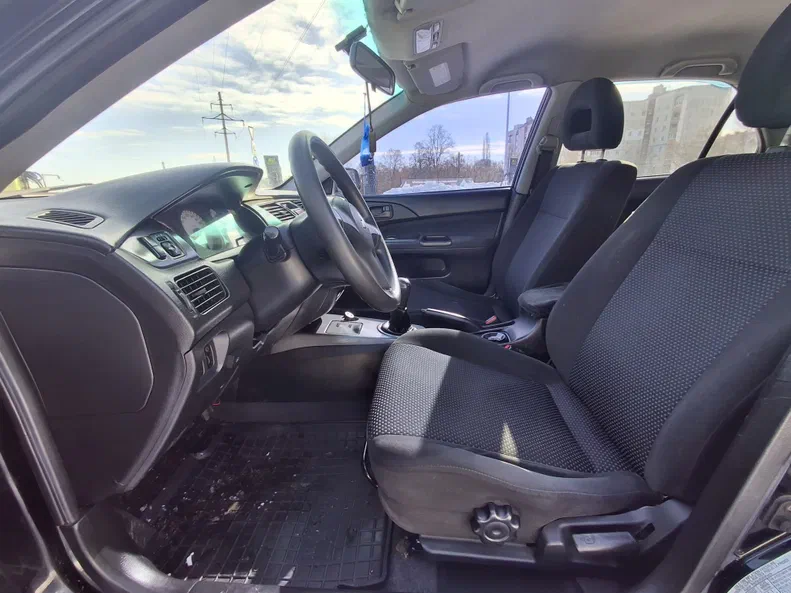 Mitsubishi Lancer 2006 - 9