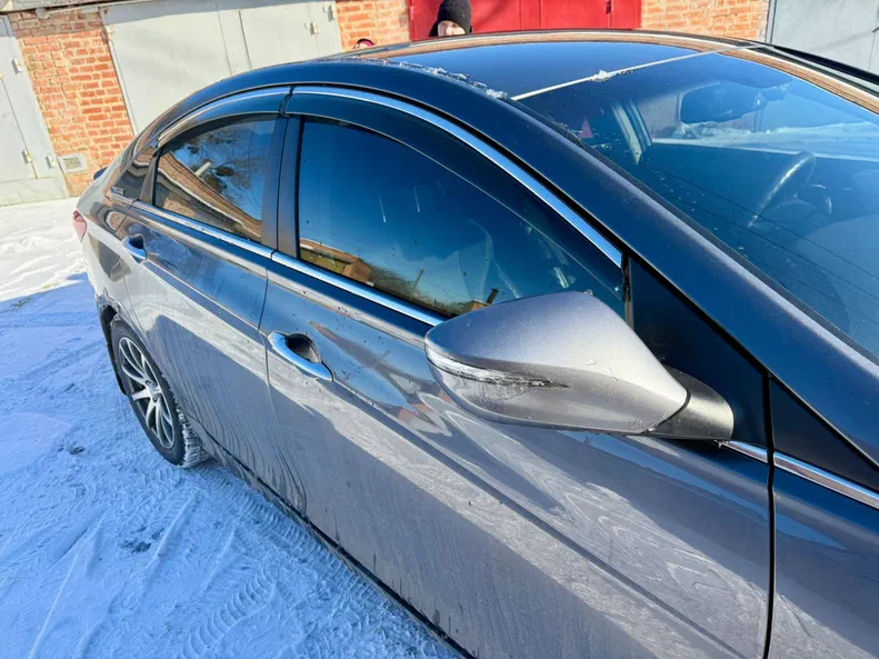 Hyundai Sonata 2010 - 6