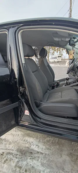 Volkswagen Golf 2004 - 7