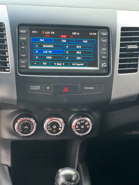 Citroen C-Crosser 2010 - 8