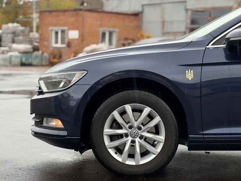 Volkswagen Passat 2015 - 16