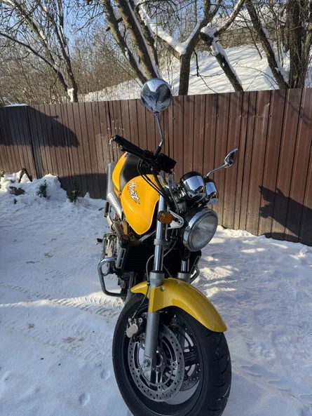 Honda Hornet 2000 - 5