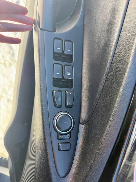 Hyundai Sonata 2010 - 24