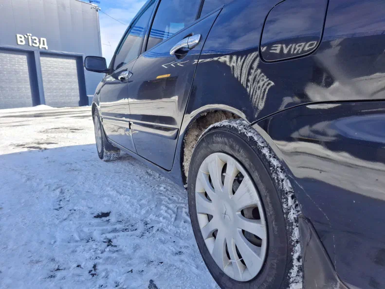 Mitsubishi Lancer 2006 - 8