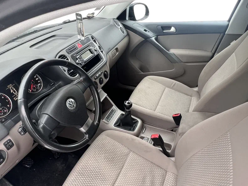 Volkswagen Tiguan 2009 - 7