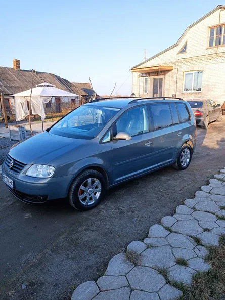Volkswagen Touran 2004 - 10