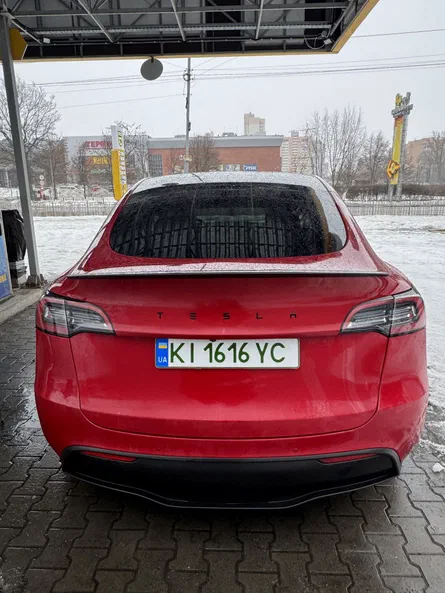 Tesla Model Y 2022 - 6