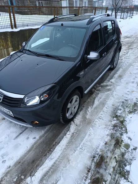 Dacia Sandero 2010 - 1