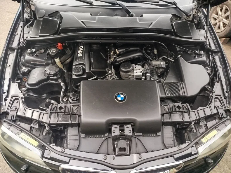 BMW 1 серія 2007 - 10