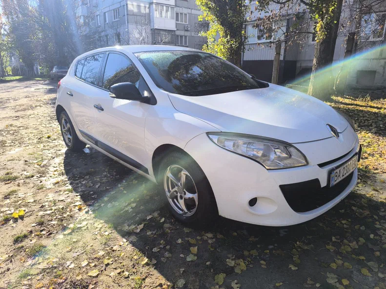 Renault Megane 2011 - 5