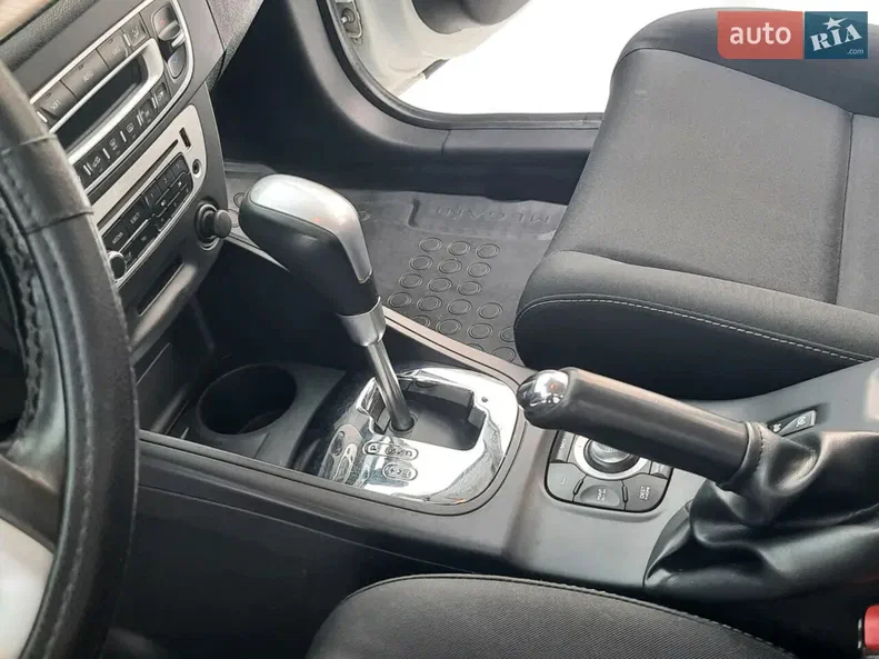 Renault Megane 2012 - 8