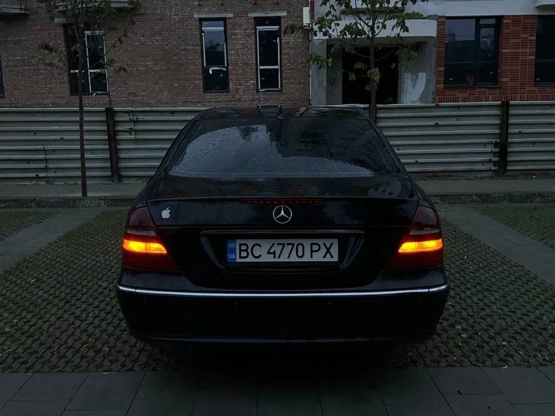 Mercedes-Benz E-Клас 2003 - 7