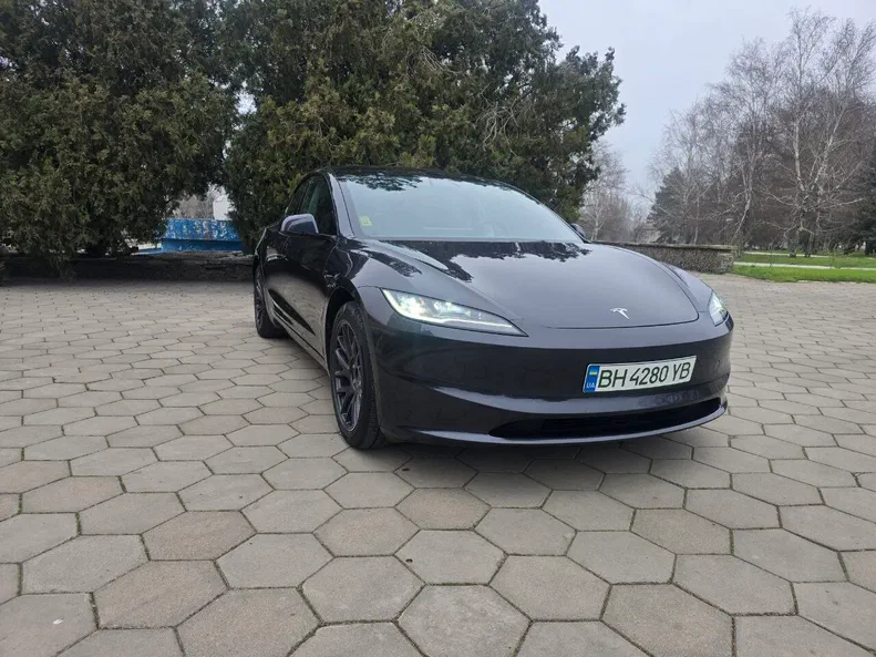 Tesla Model 3 2024 - 13