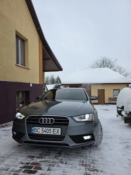 Audi A4 2012 - 10