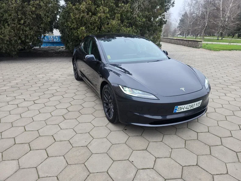 Tesla Model 3 2024 - 23