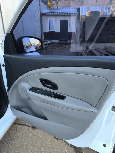 Renault Megane 2011 - 19