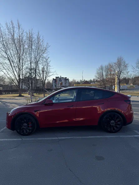 Tesla Model Y 2022 - 10