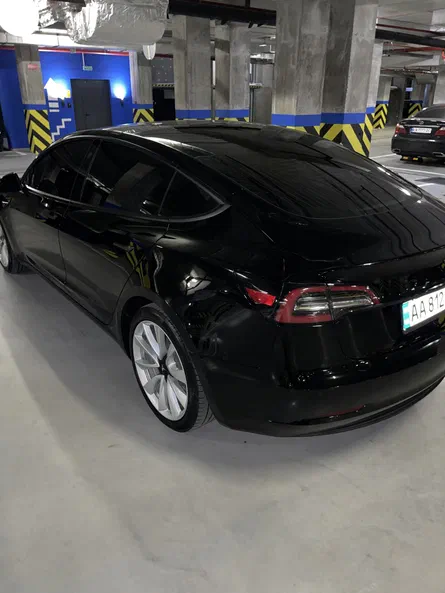 Tesla Model 3 2019 - 7