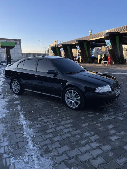 Skoda Octavia RS 2003 - 8