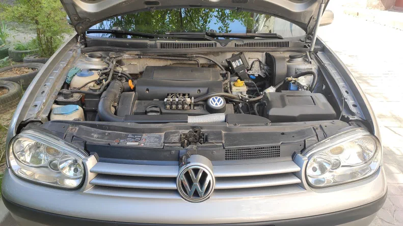 Volkswagen Golf 2002 - 14