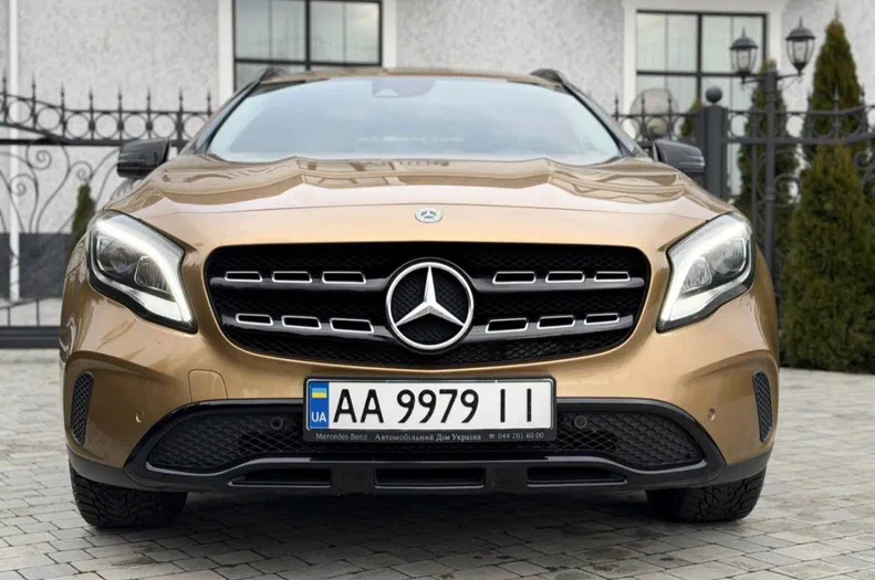 Mercedes-Benz GLA 2017 - 61