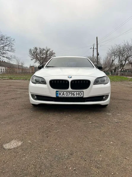 BMW 5 серія 2013 - 6