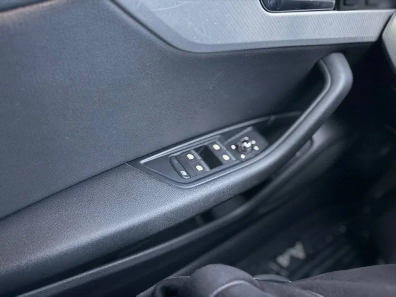 Audi A4 allroad 2018 - 9