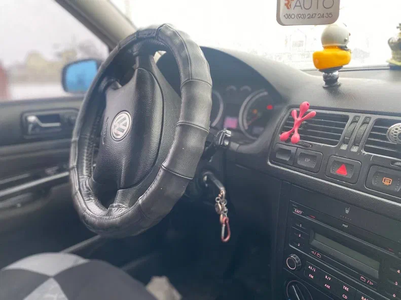 Volkswagen Golf 2006 - 6